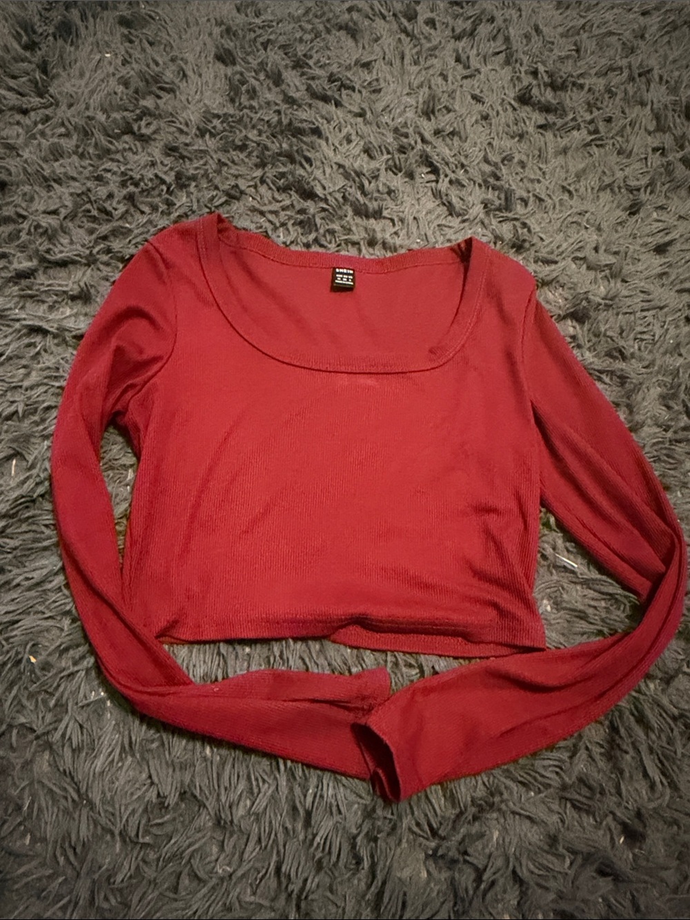 SHEIN Red Long Sleeve Scoop Neck Crop Top